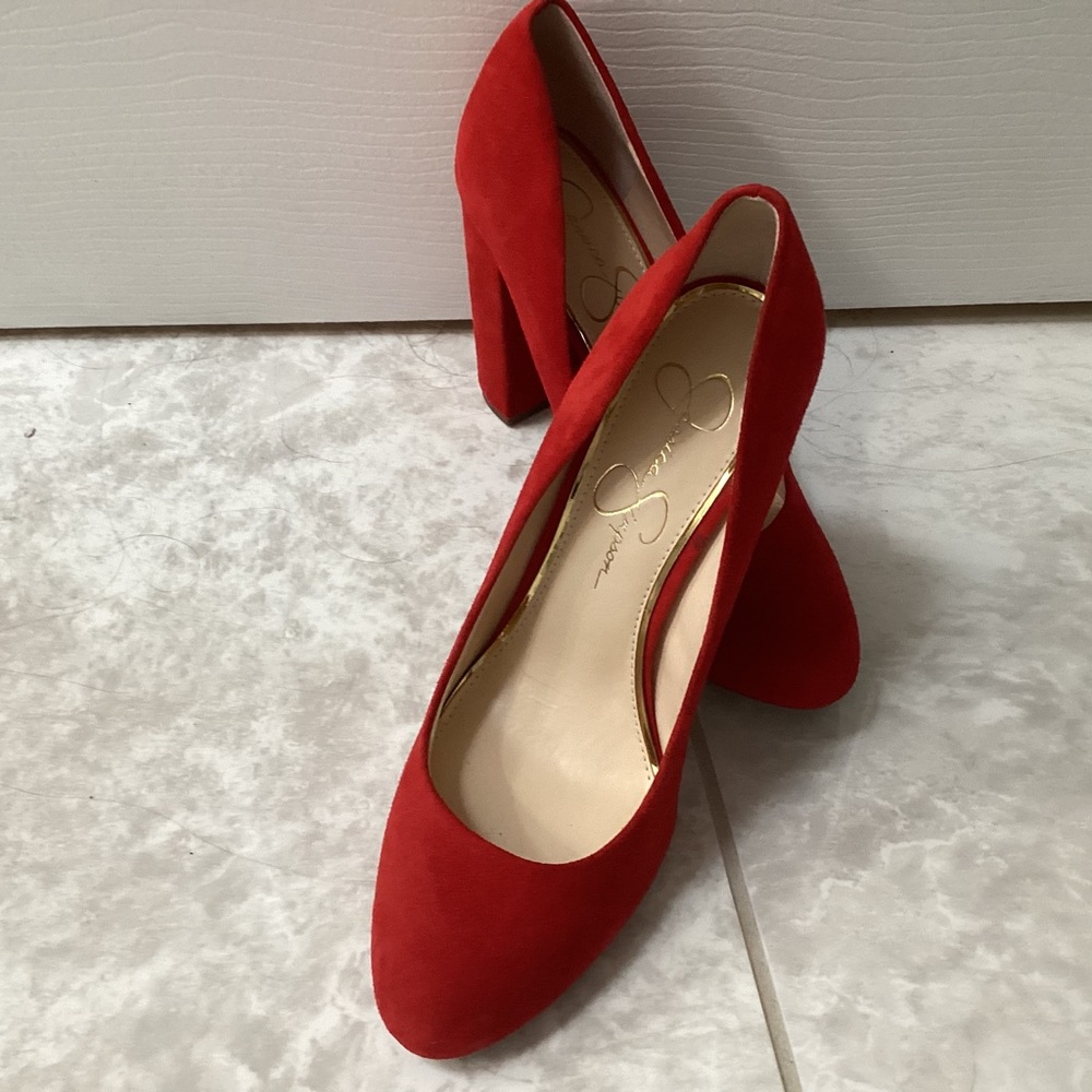 Jessica Simpson Pumps